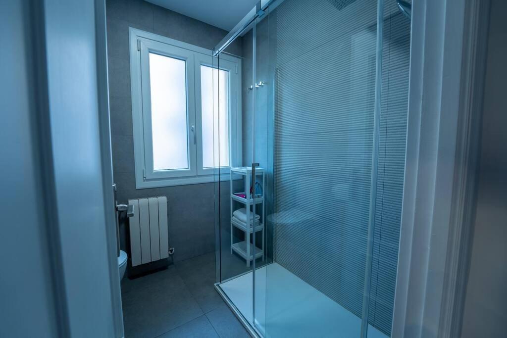 Valdecilla Center Apartment Santander Buitenkant foto