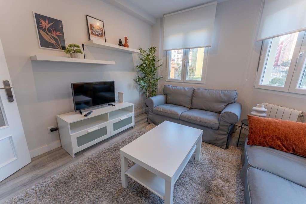 Valdecilla Center Apartment Santander Buitenkant foto