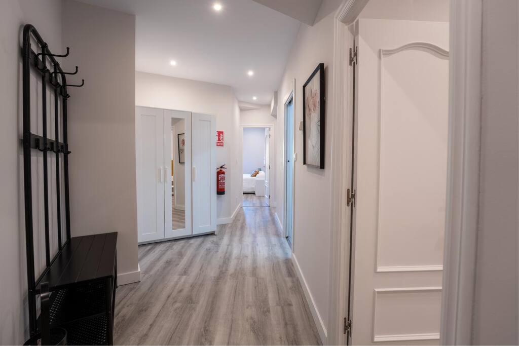 Valdecilla Center Apartment Santander Buitenkant foto
